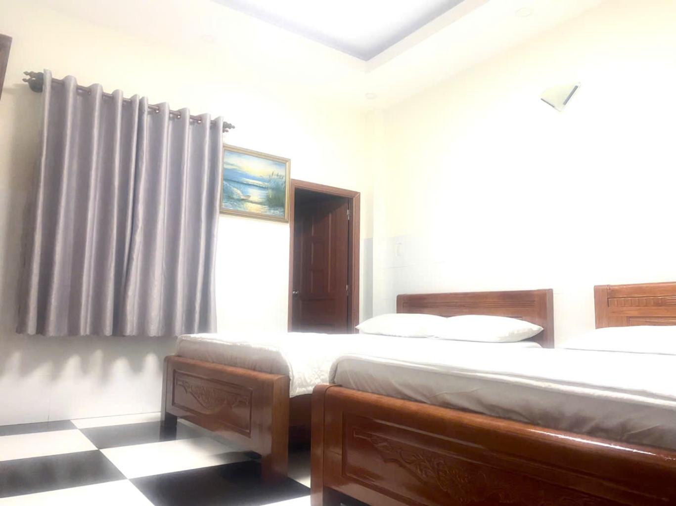 BÁN GẤP KHÁCH SẠN