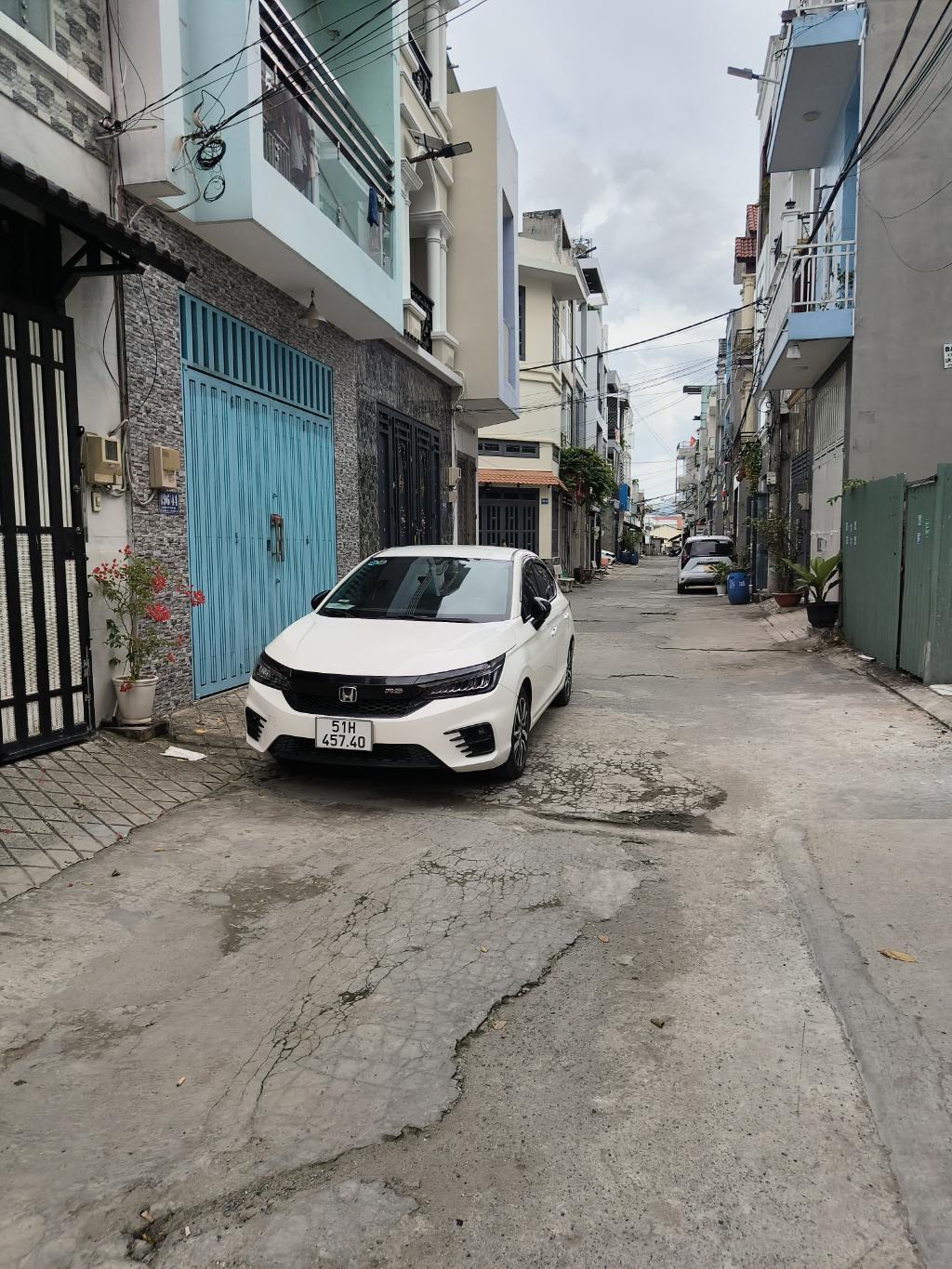 BÁN GẤP KHÁCH SẠN