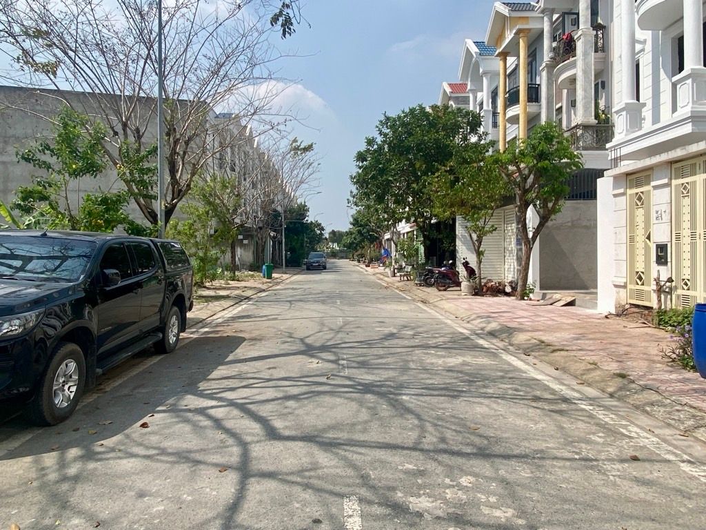 BIỆT THỰ SIÊU ĐẸP, 9.8 TỶ, 5X20M