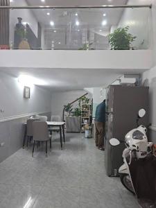 CỰC GẦN MP CHỈ 50M - NGÕ Ô TÔ NHỎ  - KINH DOANH ONLINE-  NỘI THẤT ĐẸP VỀ Ở LUÔN : 33/37 m2 14.3 TỶ ĐỐNG ĐA