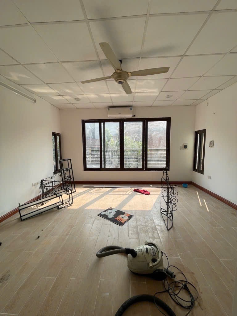 BÁN NHÀ Vạn Phúc Hà Đông - Nhà mặt phố kinh doanh sầm uất- Mặt đường ô tô đỗ ngày đêm