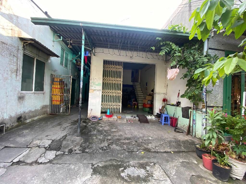 Bán gấp dãy trọ 10 phòng gác đúc và 1 Kiot. Giá 4,85 tỷ