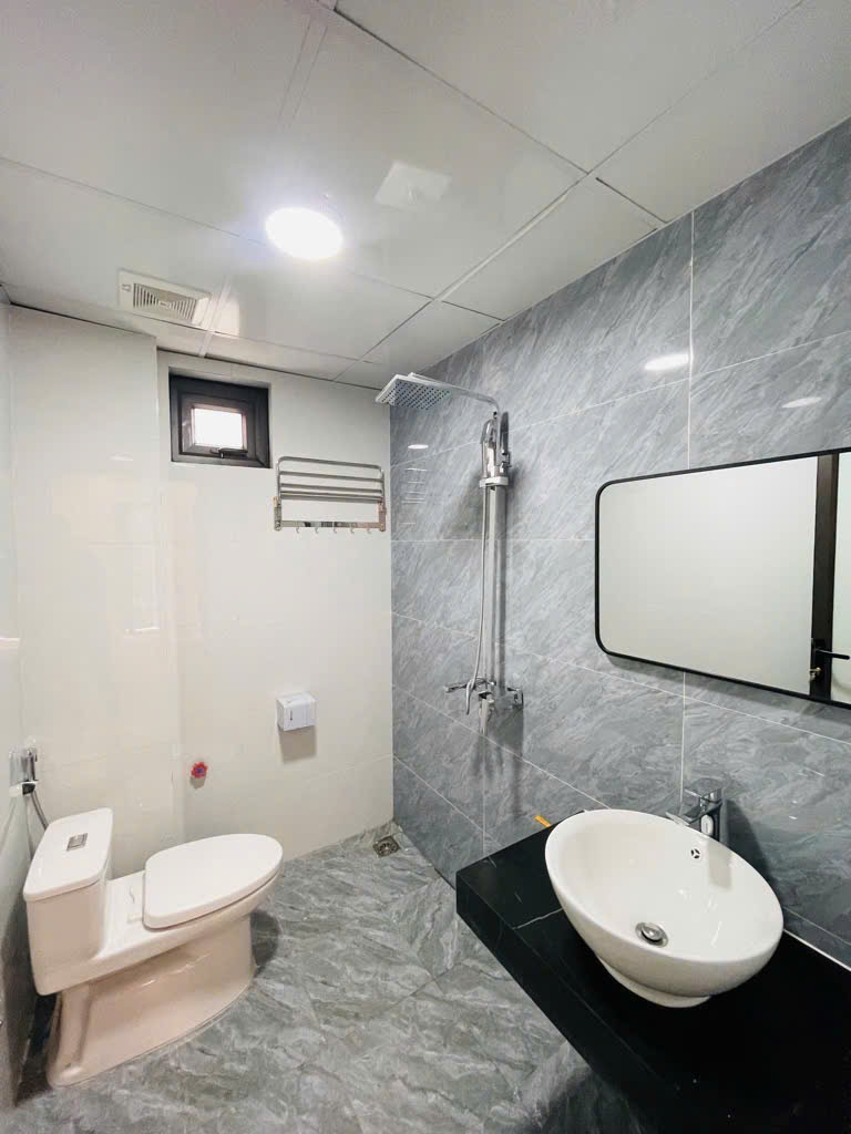 Chung cư mini Đa Sỹ mới xây, chính chủ, dòng tiền khủng, lô góc 2 mặc thoáng, thang máy, 52m2, 8tỷ2