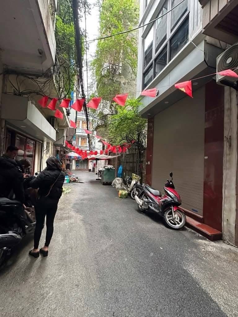 Bán nhà Thụy Khuê, ngõ Camry tránh Sh, diện tích 73m2, giá nhỉnh 8 tỷ