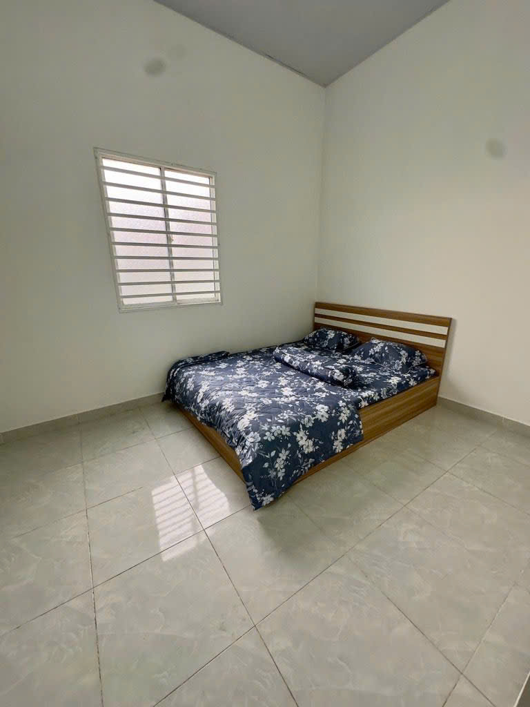 TL37 Quận 12 – Nhà SHR, 1 trệt 1 lầu, giá tốt