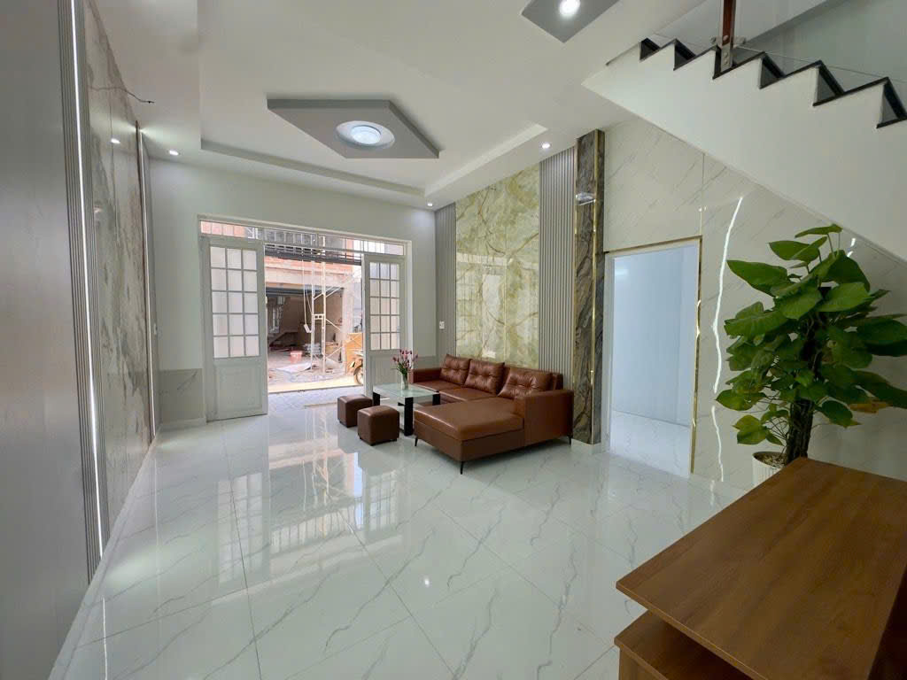 TL37 Quận 12 – Nhà SHR, 1 trệt 1 lầu, giá tốt