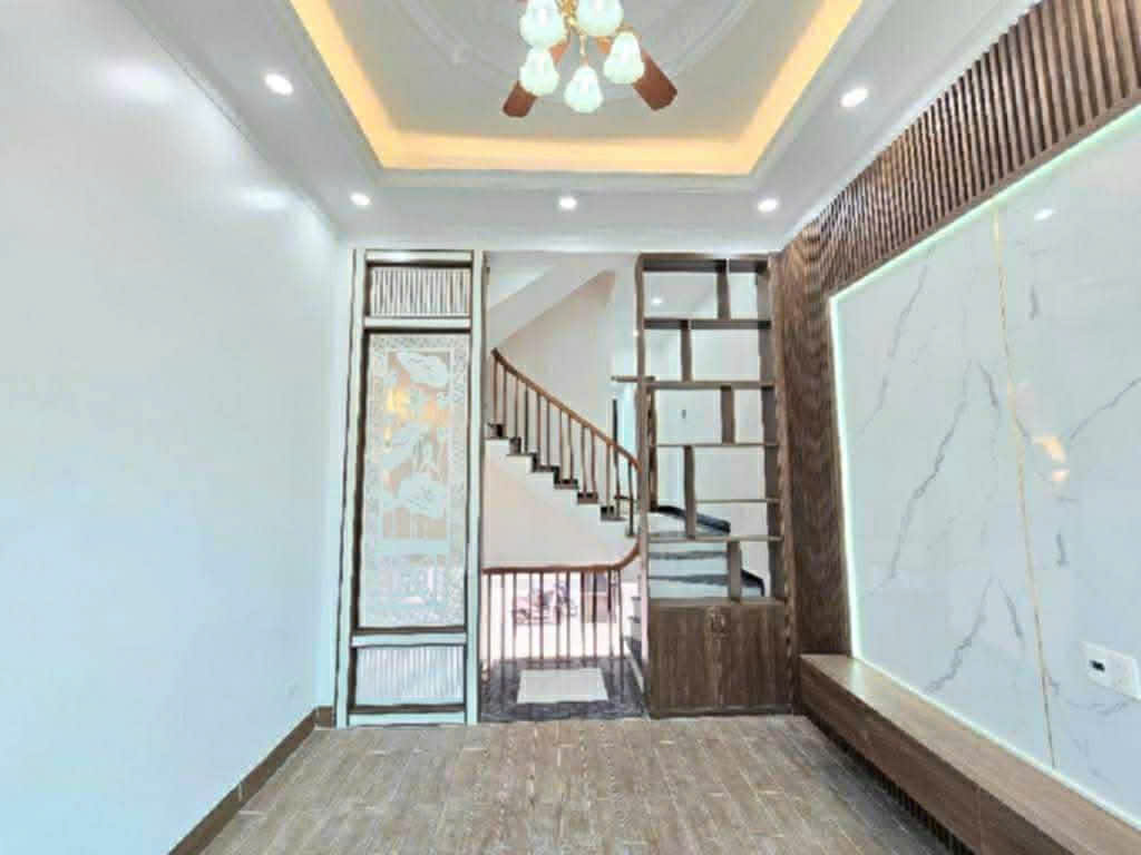 Ô TÔ TRÁNH- VIEW HỒ. NGŨ HIỆP- THANH TRÌ, 41m2 x 5TẦNG. NHỈNH 6 TỶ (có TL)