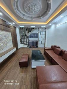 Ô TÔ TRÁNH- VIEW HỒ. NGŨ HIỆP- THANH TRÌ, 41m2 x 5TẦNG. NHỈNH 6 TỶ (có TL)