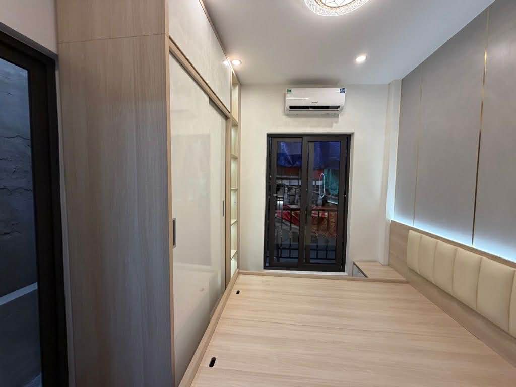 phân khúc 4 tỷ 4 tầng trung tâm quận Đống Đa  Sổ đỏ chính chủ , full nội thất , dọn về ngay trước tết