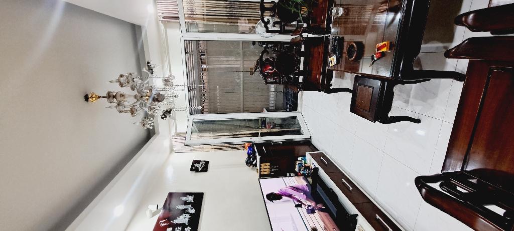 NHÀ ĐẸP - GẦN PHỐ 2 THOÁNG - CHỈ VIỆC XÁCH VALI VỀ Ở - CÁCH CÔNG VIÊN THỐNG NHẤT 300M.