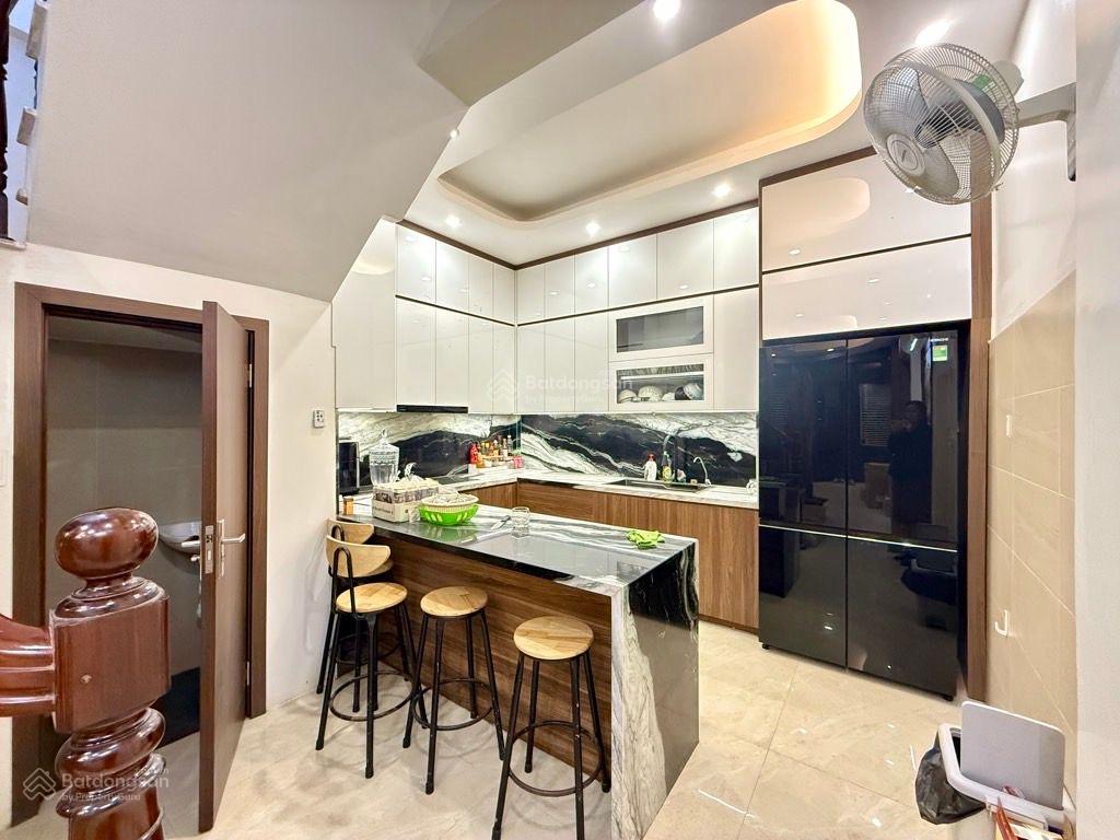 Bán nhà đẹp 4 tầng, 42m2, giá đẹp Minh Khai