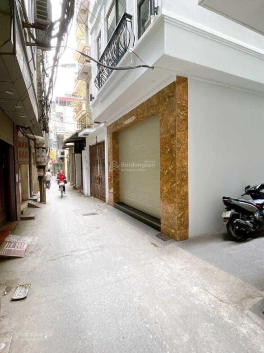 Bán nhà Ngô Quyền, Hà Đông 40m2 lô góc