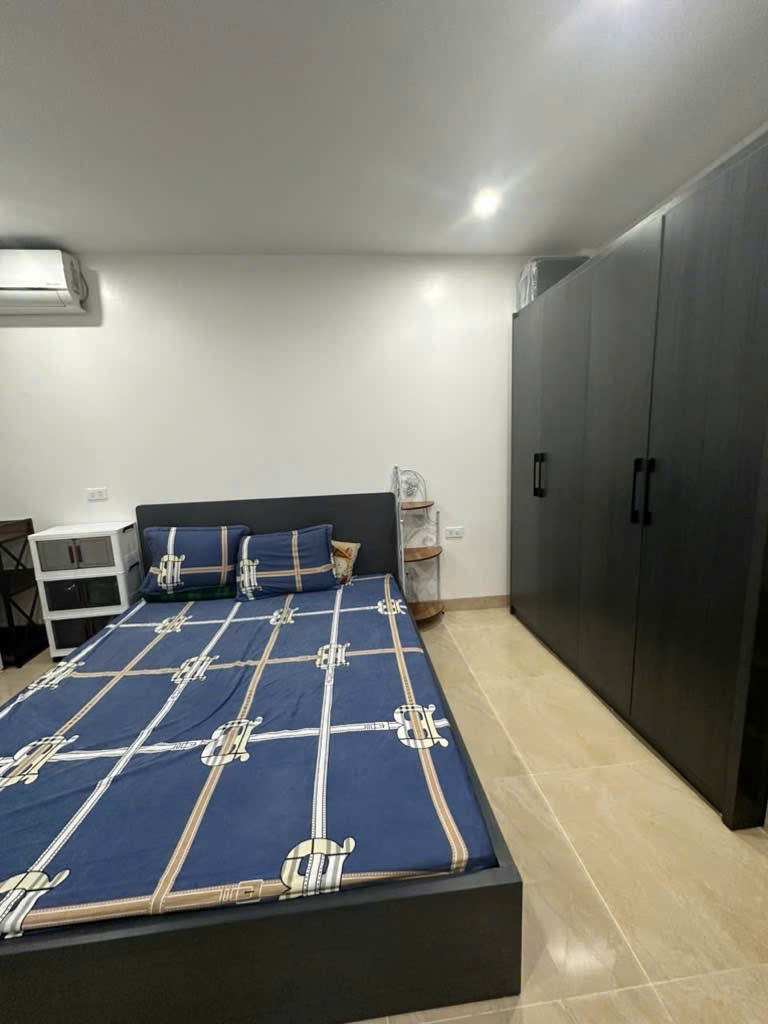 Cần bán Nhà mới 5 tầng ngay Đại học Quốc Gia , giá nhỉnh 8 tỷ