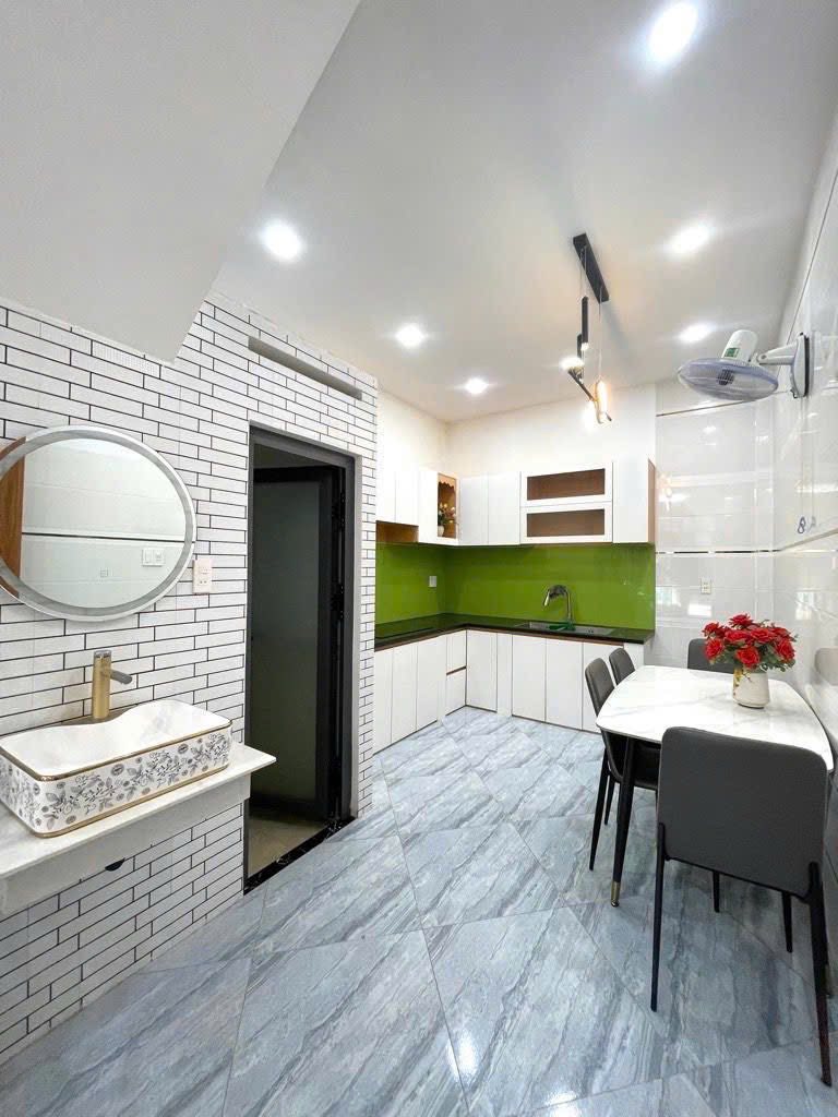 MẶT TIỀN KINH DOANH SẦM UẤT – NGAY GÓC NGÃ TƯ-76m2 - 3 tấng giá 6 tỷ