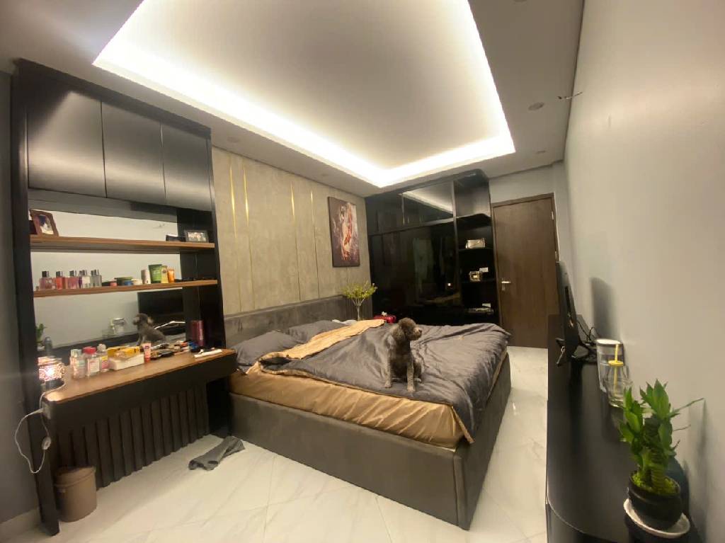 HÀNG XÓM CIPUTRA - 6X TỶ 6 TẦNG NGÕ XE MÁY TRÁNH