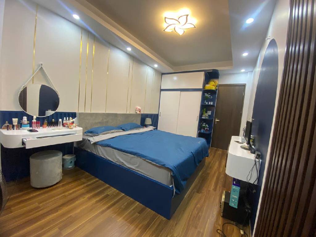 HÀNG XÓM CIPUTRA - 6X TỶ 6 TẦNG NGÕ XE MÁY TRÁNH