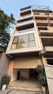 VÕ CHÍ CÔNG - 9X TỶ - THANG MÁY - 40M