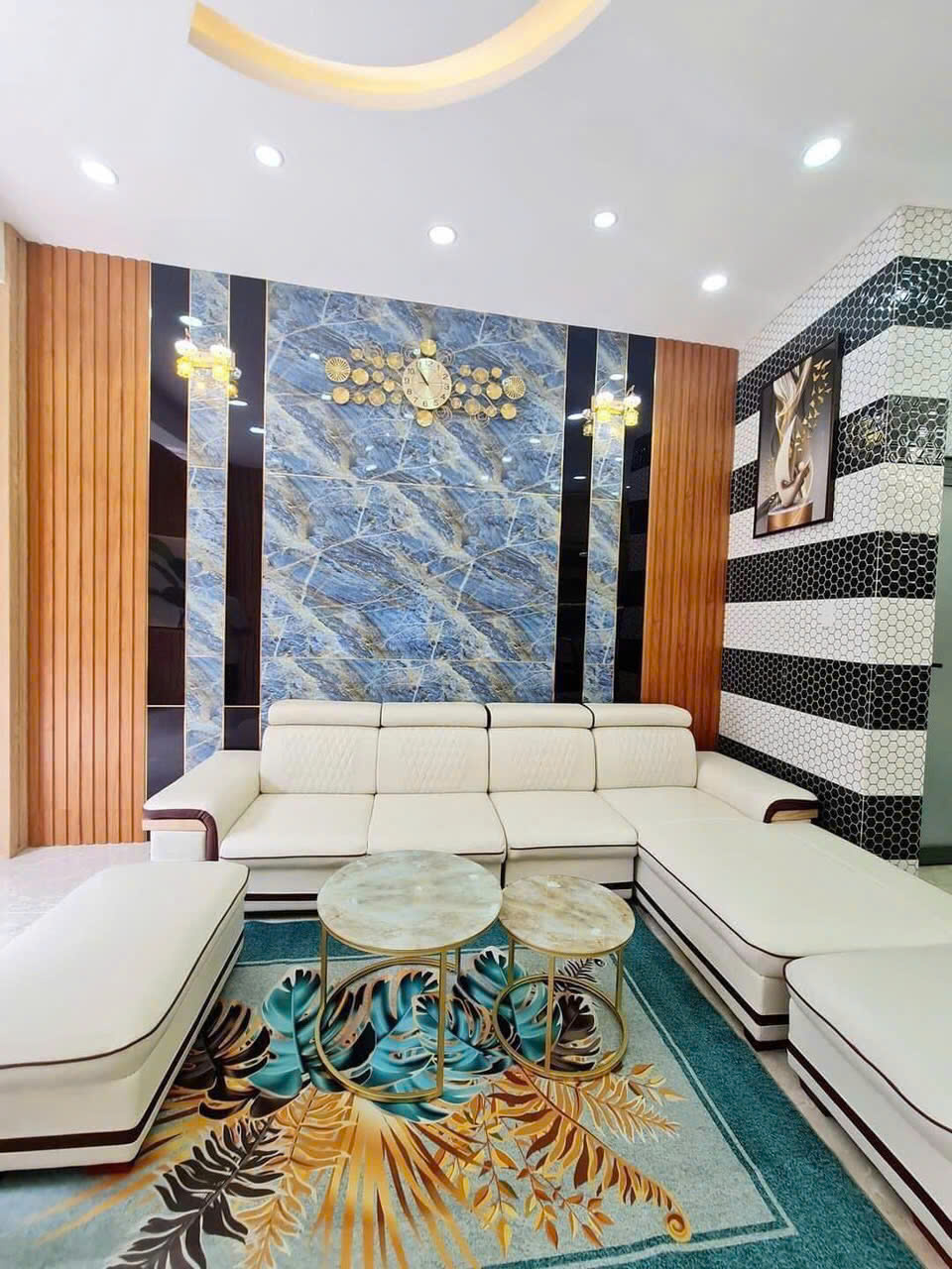 BÁN NHÀ NHỈNH 5 TỶ- SỔ HỒNG RIÊNG 2789798798