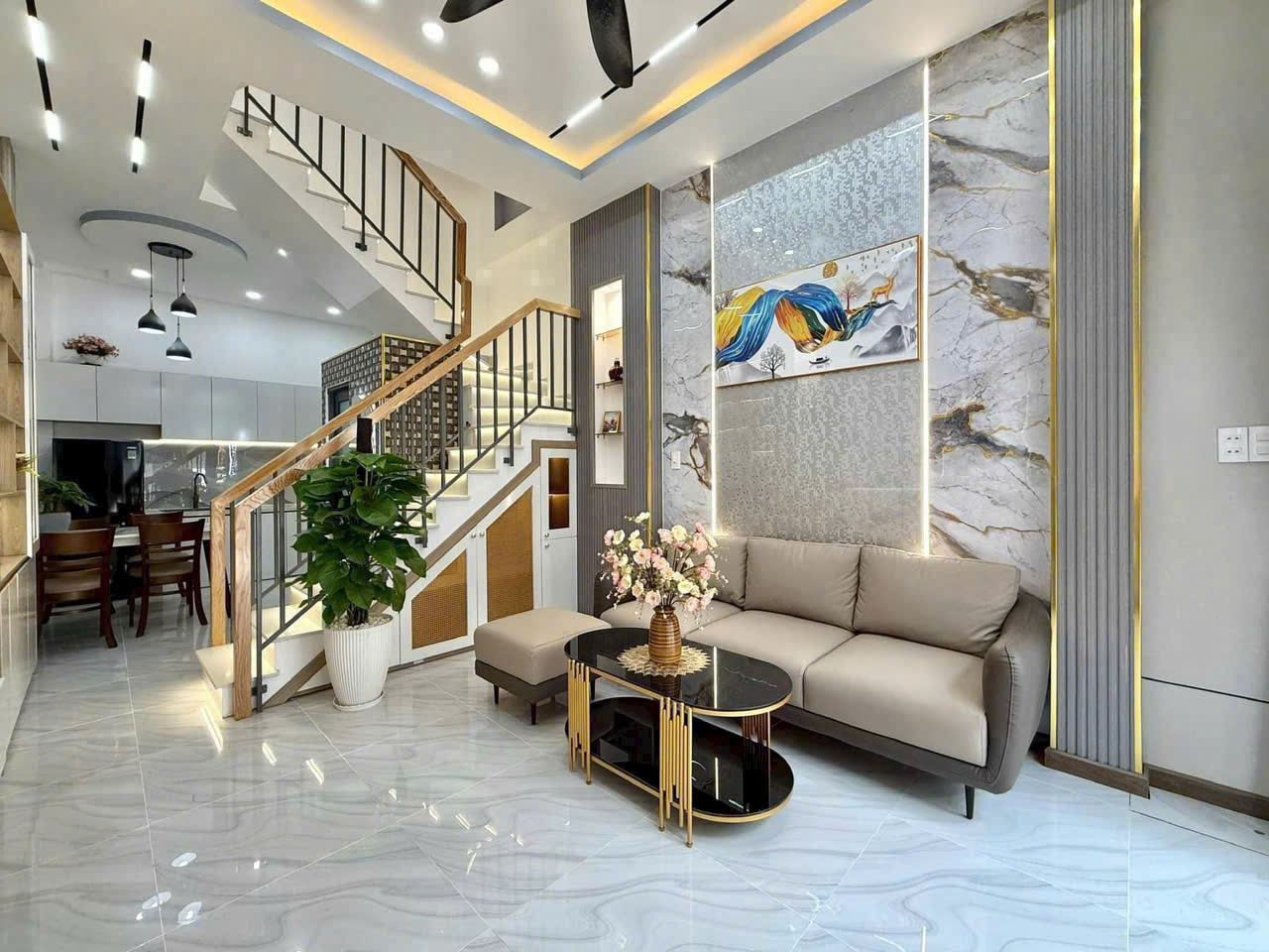 BÁN NHÀ NHỈNH 5 TỶ- SỔ HỒNG RIÊNG 2TQ3TQGE