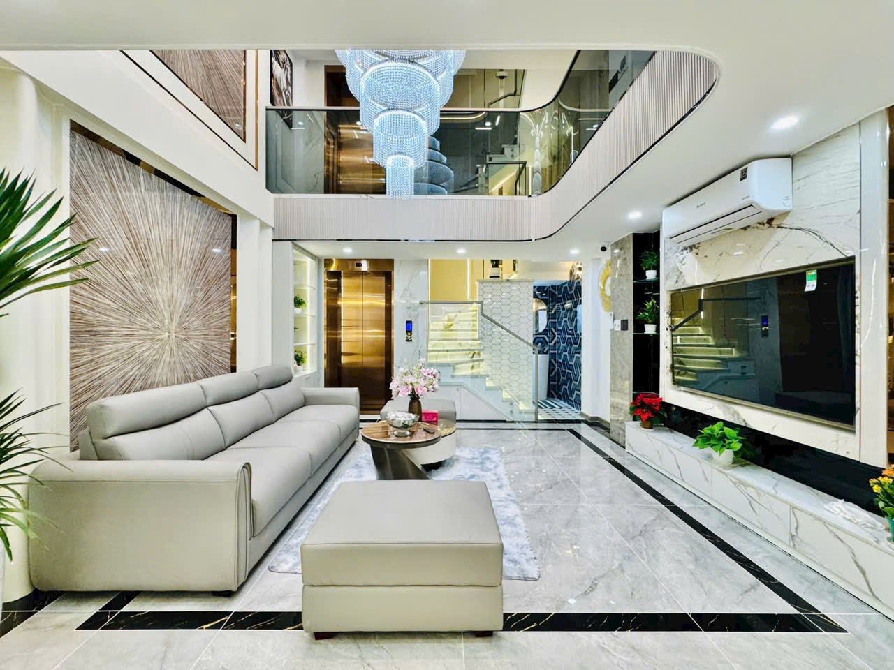 NHÀ MỚI THỐNG NHẤT - GÒ VẤP