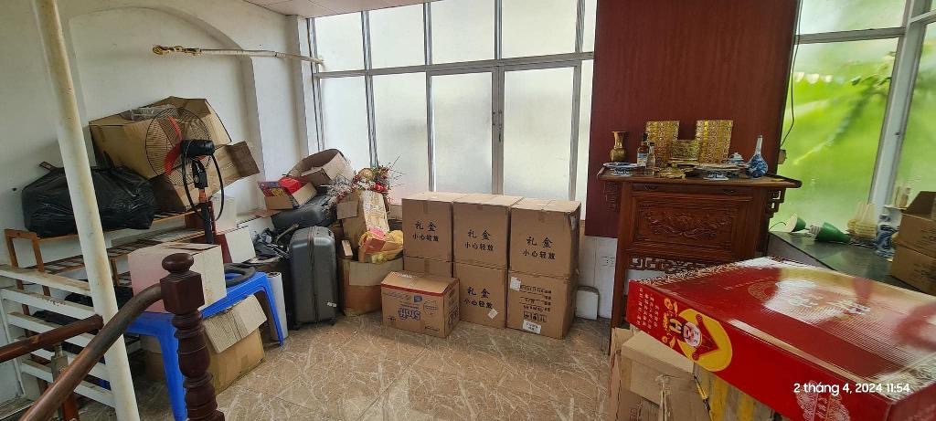 Nhà mặt phố Lê Duẩn