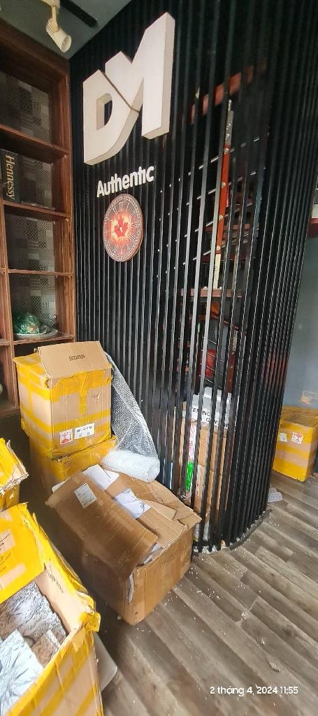 Nhà mặt phố Lê Duẩn