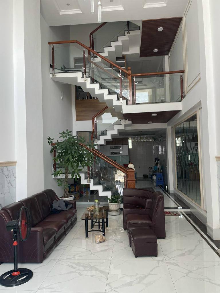 BÁN GẤP NHÀ BÌNH THẠNH - NƠ TRANG LONG - 5 TẦNG - 60M2 - TRUNG TÂM TIỆN ÍCH - NHỈNH 8 TỶ