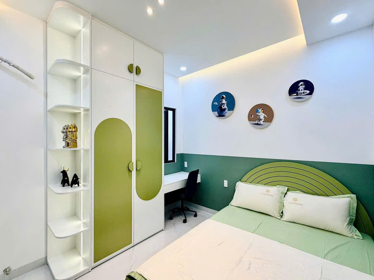 Lê Quang Định- Bình Thạnh - 3 tầng - 60m2 vuông chuẩn - Trung tâm tiện ích - Giá nhỉnh 8 tỷ TL