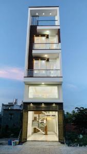 HẺM XE TẢI TRÁNH THÔNG HÀ HUY GIÁP TO NHƯ ĐƯỜNG RỘNG 12M - CÓ VỈA HÈ 2 BÊN - KHU PHÂN LÔ XÂY DỰNG TỰ DO ĐẸP-GIÁ 7 TỶ TL