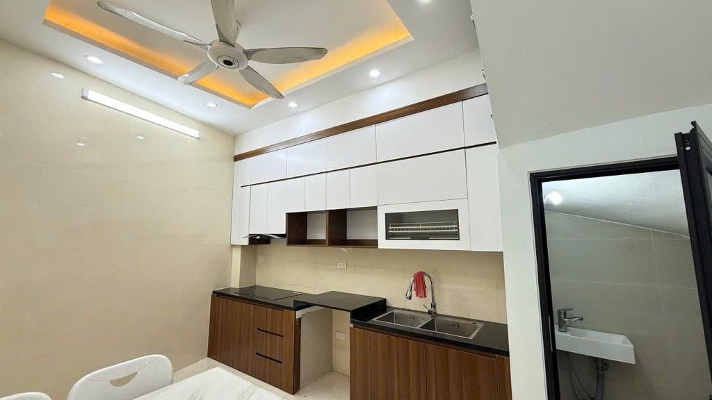 BÁN NHÀ KHU ĐẤU GIÁ QUỲNH ĐÔ, 40M, 4 TẰNG, GIÁ 5 TỈ