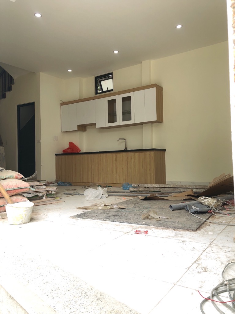 Nhà Sơn Đồng Cách Ngã Tư 100m, Đường Trước Rộng Thoáng, Gần Bến Bus Cầu Giấy – Hà Đông