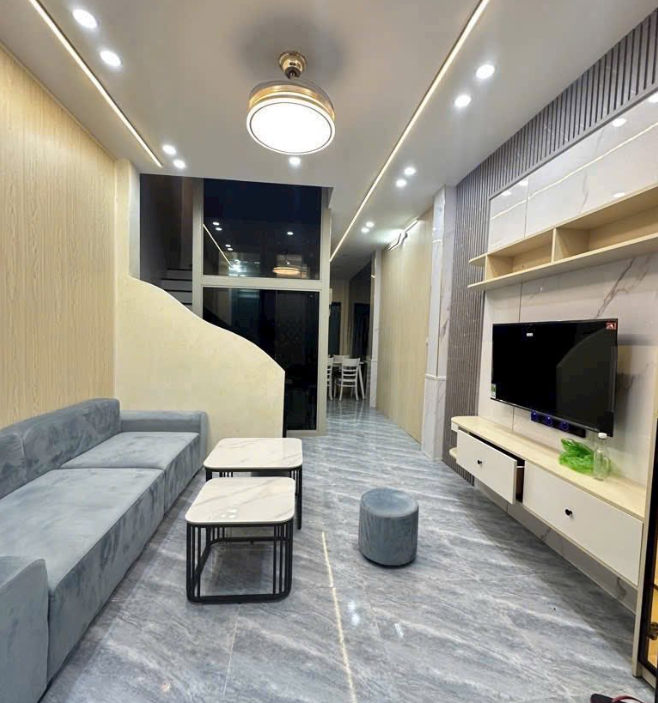 BÁN GẤP!! SIÊU PHẨM  NHÀ ĐẸP ĐÓN TẾT THỔ QUAN - NGÕ THÔNG - 4 NGỦ FULL NỘI THẤT XỊN SÒ