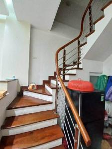 Bán nhà quận Hai Bà Trưng, giá chỉ nhỉnh hơn 10 tỷ, cách 10m ra ngõ ô tô