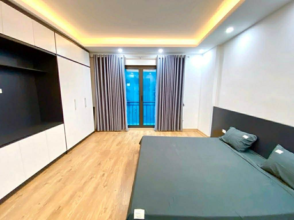 Bán nhà lô góc giáp nhất 40m2 x 5 tầng mặt tiền 3.6m nhỉnh 13 tỷ (có TL)