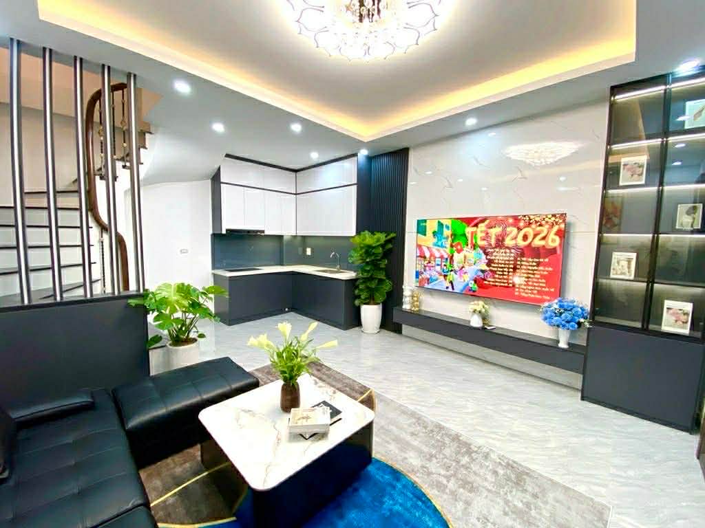 Bán nhà Giáp Nhất 33m2 x 5 tầng - nhỉnh 9.5 tỷ (có TL)