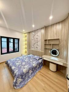 Bán nhà Vũ Tông Phan 37m2 x 5 tầng - 11.5 tỷ (có TL)