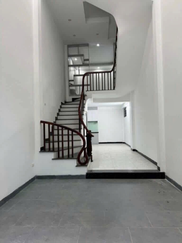 SIÊU PHẨM LÔ GÓC,THANH TRÌ 45m2 x5 Tầng, NHỈNH 5,5 tỷTL