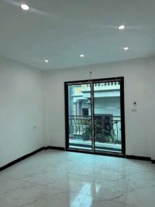 SIÊU PHẨM LÔ GÓC ,THANH TRÌ 45m2 x5 TẦNG, NHỈNH 5,5 TỶ CÓ TL