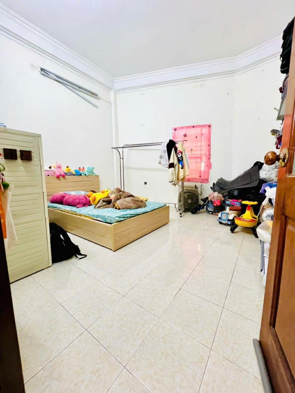 Bán nhà ô chợ dùa 42m 4 tầng Mt 4m 8tỷ