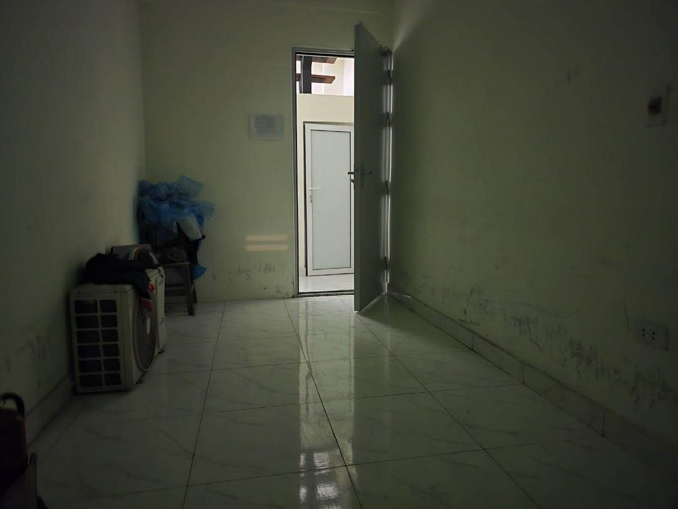 Nhà phân lõi Ba Đình phố Đào Tấn 50m2 6 tầng thang máy, ô tô qua ngõ thông kinh doanh