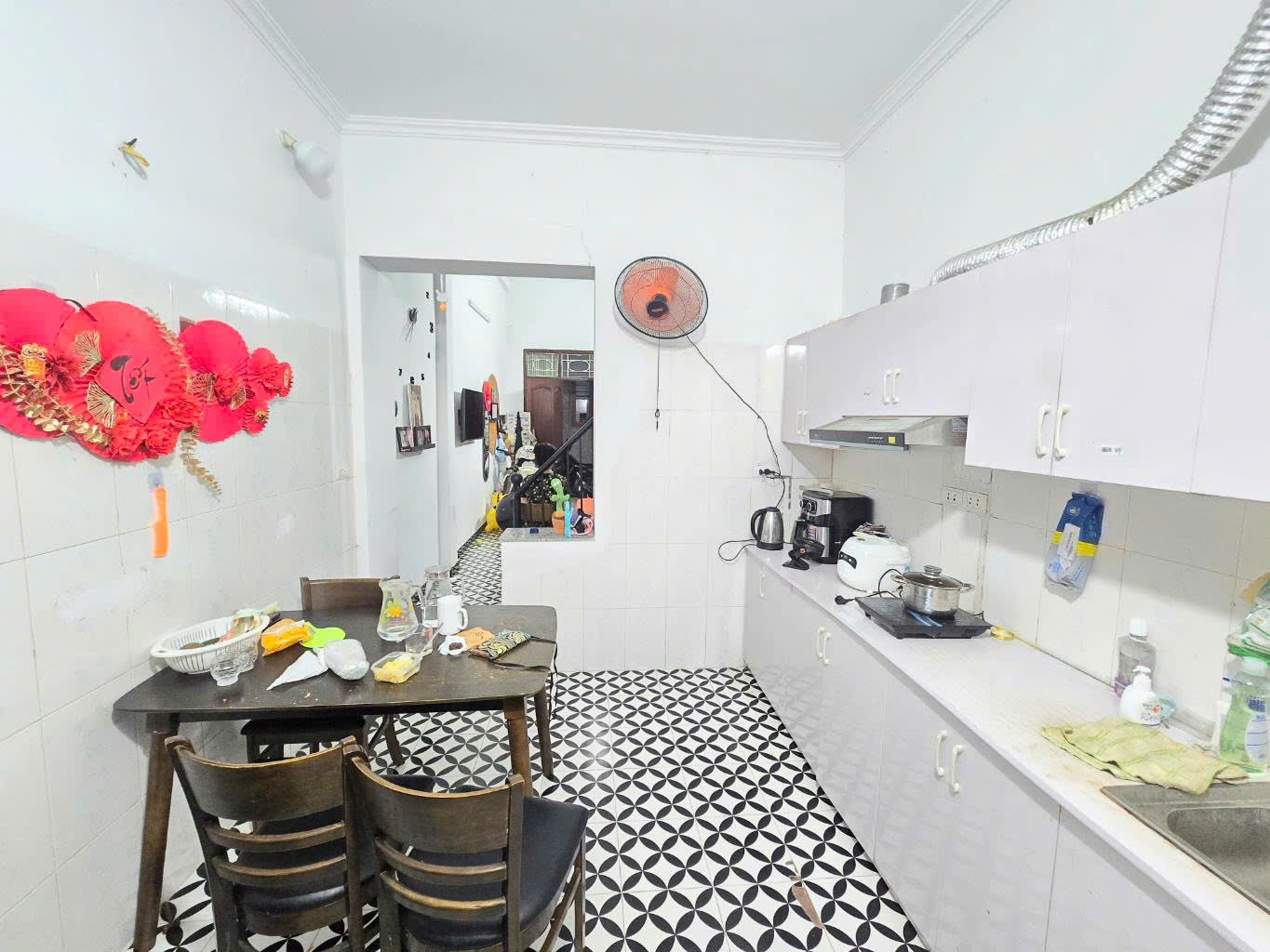 Nhà kiến trúc sư đón tết 7 tầng thang máy gần Lăng Bác gara ô tô, 51m2 MT: 5.2m, Giá thương lượng