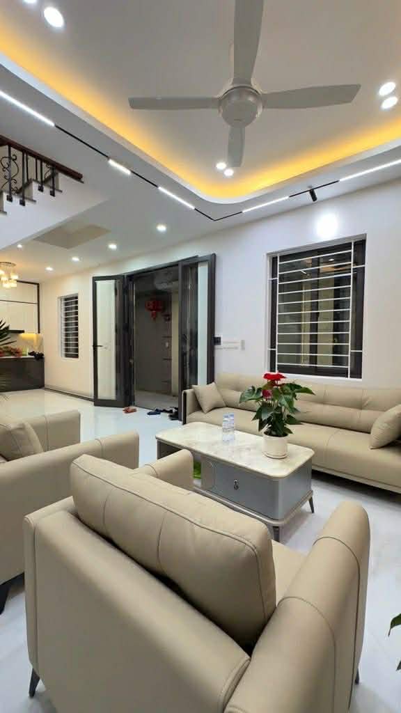 NHÀ PHỐ GỐC ĐỀ - MINH KHAI, DT 50M2, ĐẦY ĐỦ NỘI THẤT, 4TẦNG, GIÁ NHỈNH 9 TỶ.