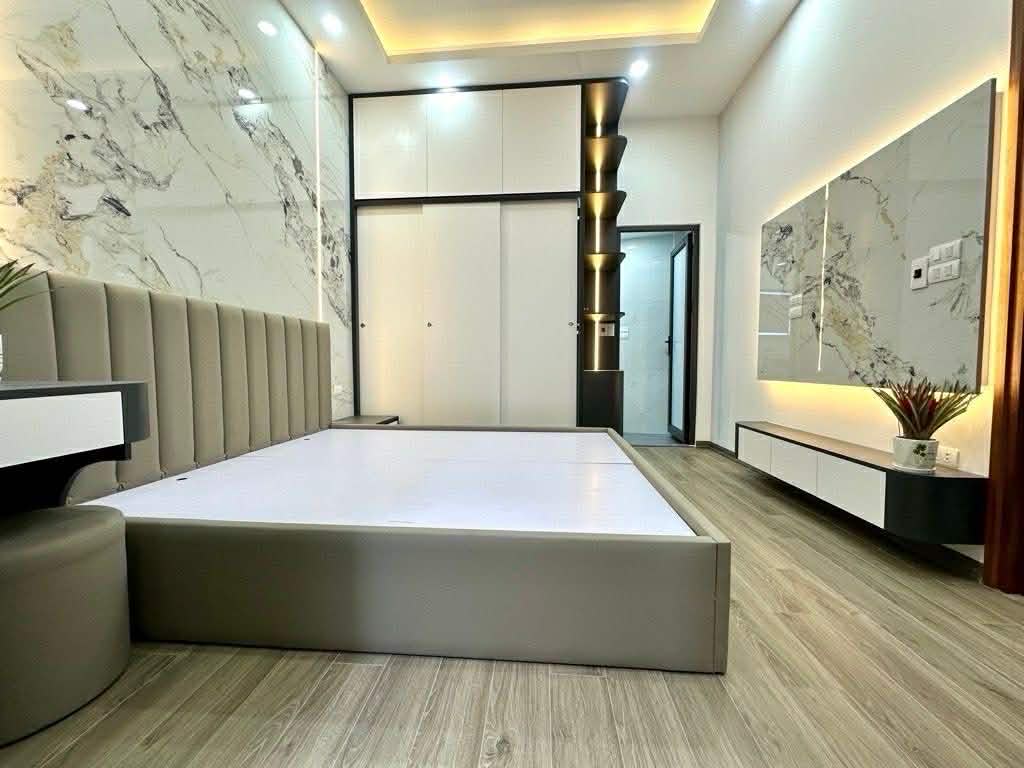 NHÀ PHỐ GỐC ĐỀ - MINH KHAI, DT 50M2, ĐẦY ĐỦ NỘI THẤT, 4TẦNG, GIÁ NHỈNH 9 TỶ.