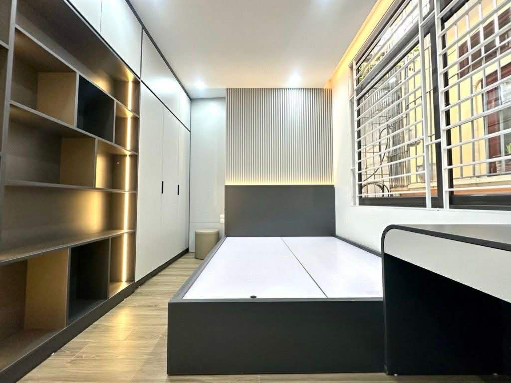 NHÀ PHỐ GỐC ĐỀ - MINH KHAI, DT 50M2, ĐẦY ĐỦ NỘI THẤT, 4TẦNG, GIÁ NHỈNH 9 TỶ.