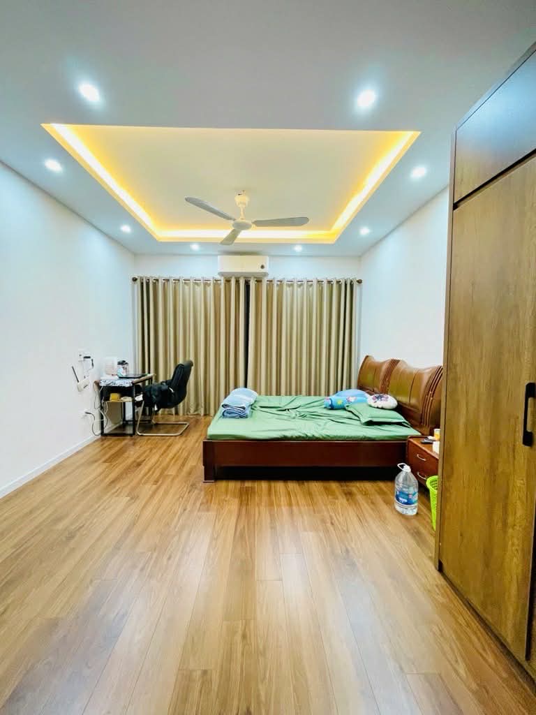 PHỐ THANH NHÀN, DT38M2, GẦN HỒ, CÔNG VIÊN, 5 TẦNG, MT4.7M, GIÁ NHỈNH 7 TỶ.