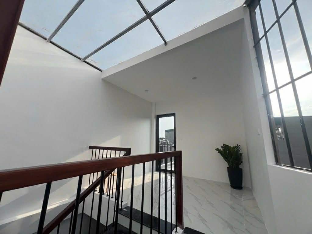 NHÀ PHỐ TRƯƠNG ĐỊNH, DT 33M2, ĐẦY ĐỦ NỘI THẤT, 5TẦNG, GIÁ NHỈNH 6 TỶ.