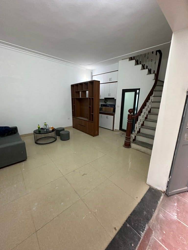 PHỐ VINH HƯNG, DT 30M2, LÔ GÓC, 3 TẦNG- 2 THOÁNG, MT 6M, GIÁ 6.xTỶ