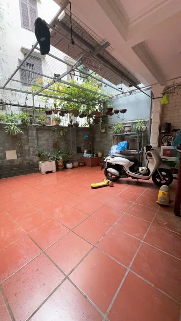 CẦN BÁN NHÀ PHỐ LÒ ĐÚC, HBT ,DT 79M2 X 5 TẦNG NỞ HẬU, 10M RA MẶT PHỐ, GIÁ NHỈNH 13TỶ