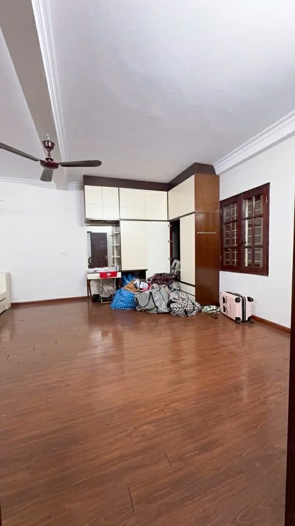 CẦN BÁN NHÀ PHỐ LÒ ĐÚC, HBT ,DT 79M2 X 5 TẦNG NỞ HẬU, 10M RA MẶT PHỐ, GIÁ NHỈNH 13TỶ