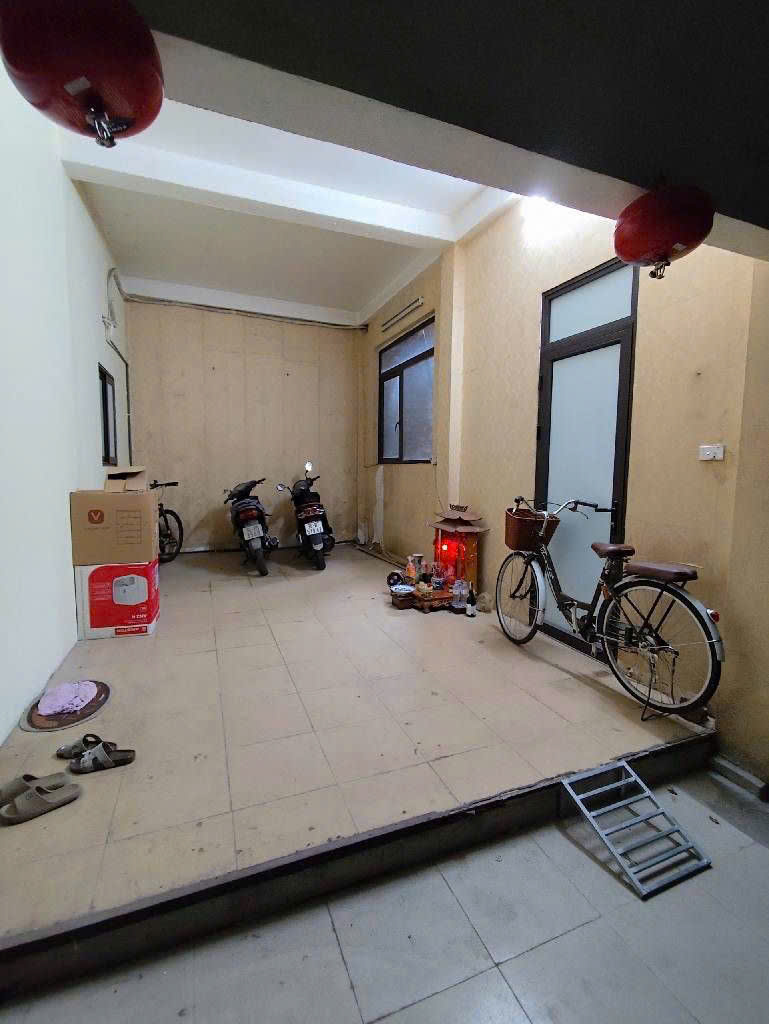 PHỐ MINH KHAI, DT 70M2, NHÀ RỘNG, LÔ GÓC, MT RỘNG 8.9M, 5TẦNG, GIÁ NHỈNH 13 TỶ